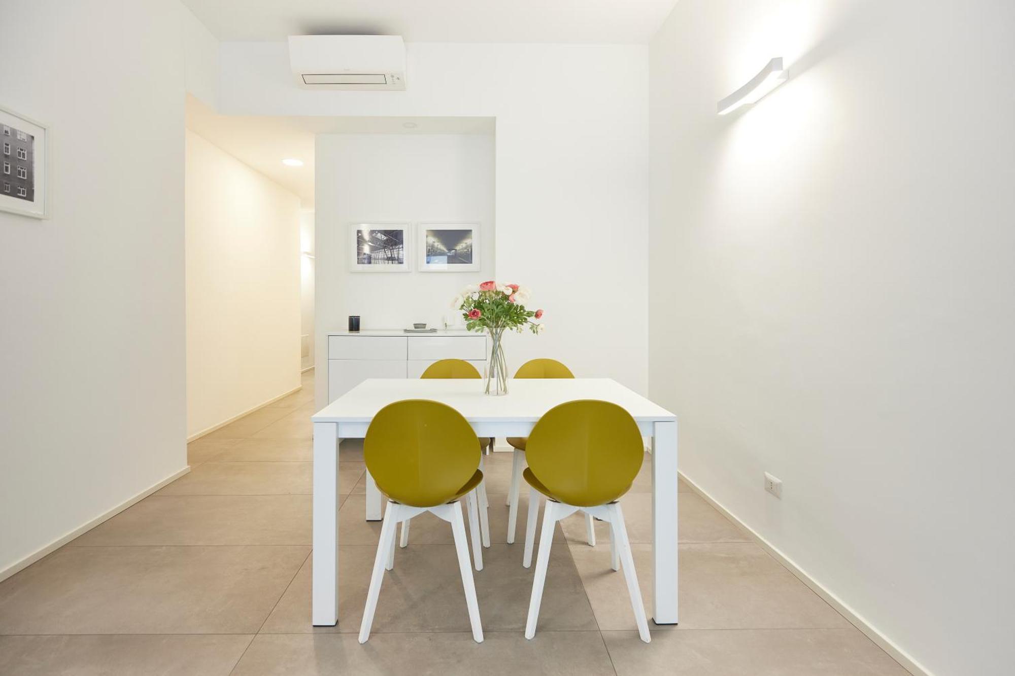 Cozy Meravigli Apartment - Pleasant Walk Between Duomo And Castello Milano Ngoại thất bức ảnh